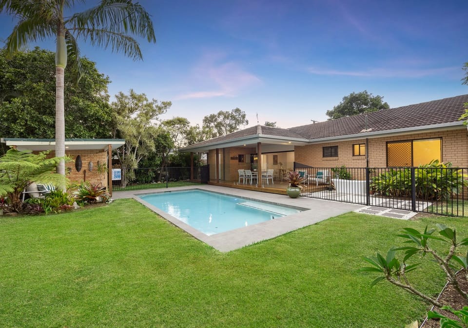 Contemporary Style, Alfresco Living Near The Beach