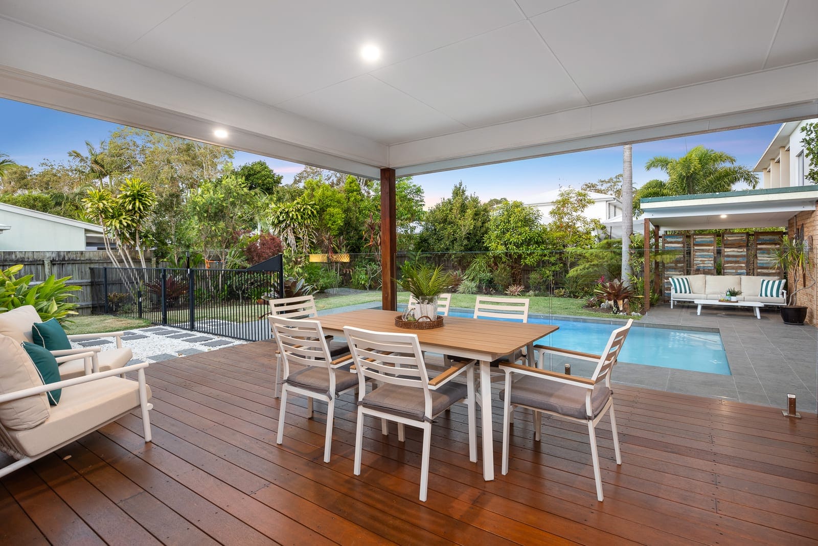Contemporary Style, Alfresco Living Near The Beach