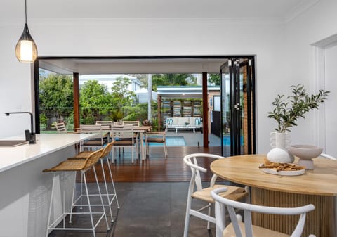 Contemporary Style, Alfresco Living Near The Beach