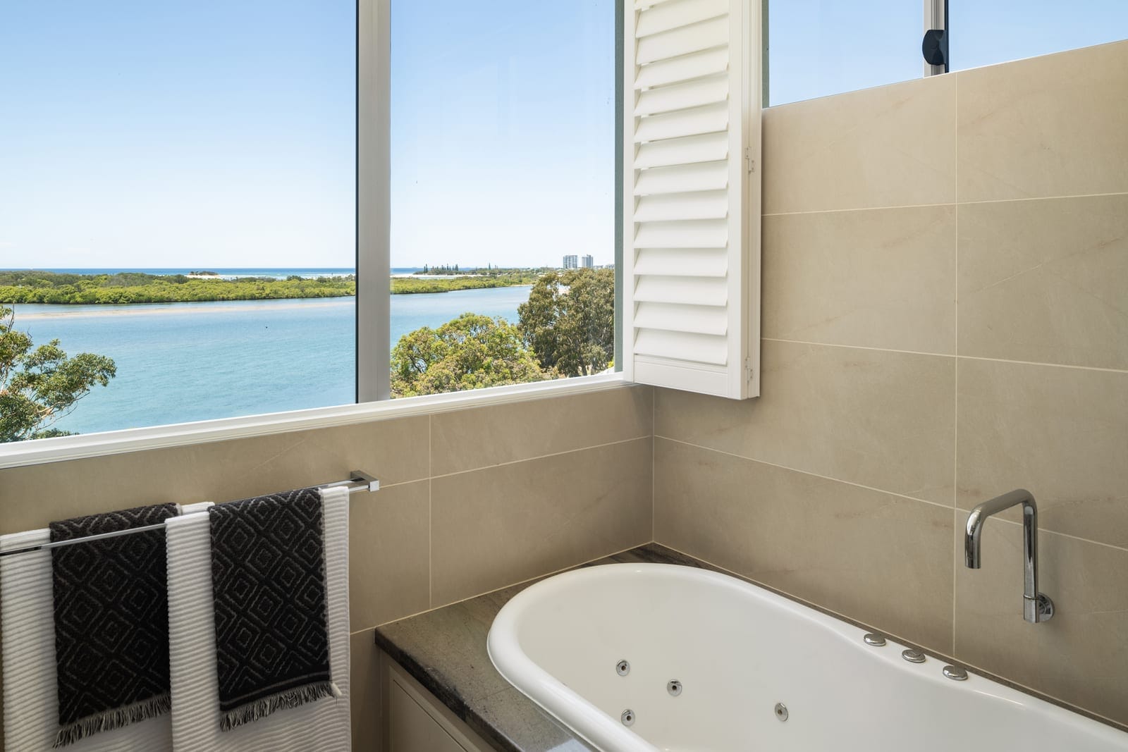 Exceptional Penthouse - Will be Sold!
