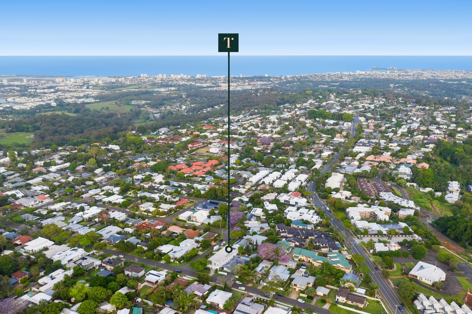 Luxury Duplex - Walking Distance to Everywhere