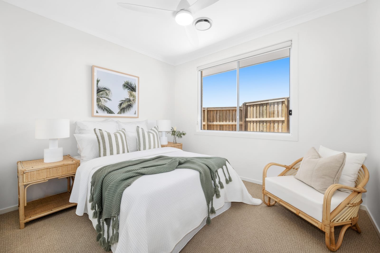 Perfectly Presented Family Home, Huge Block, Side Access