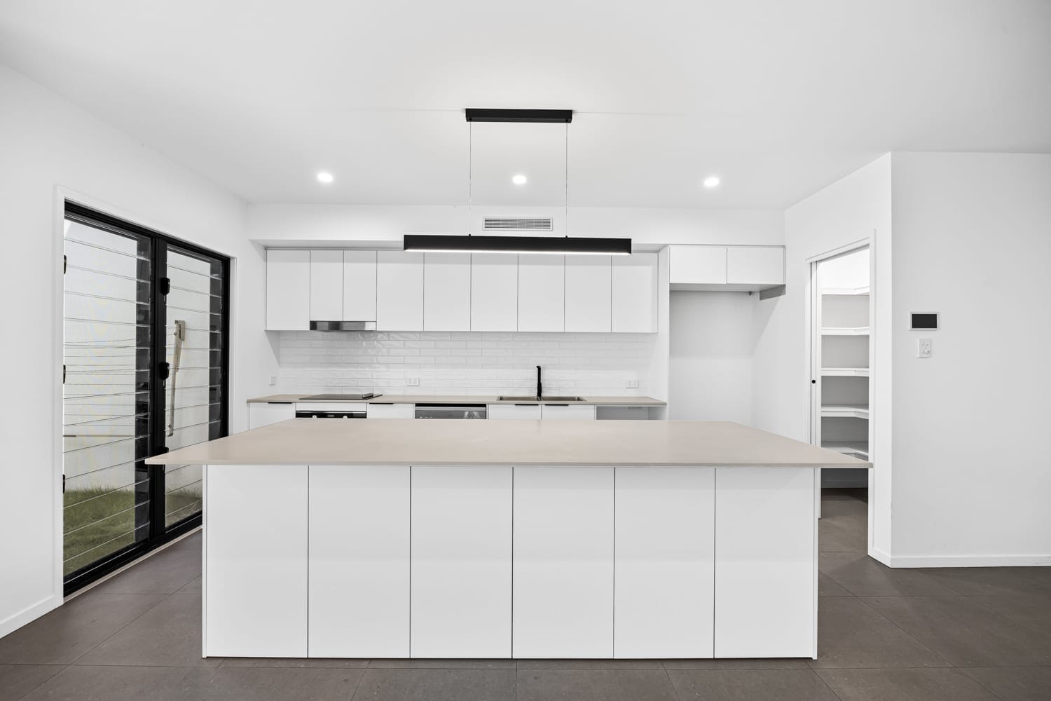 Seamless Living: Sophisticated and Flawless