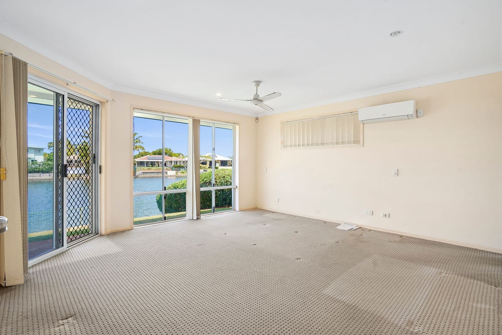 Endless Possibilities in a Coveted Waterfront Location – Make It Yours!