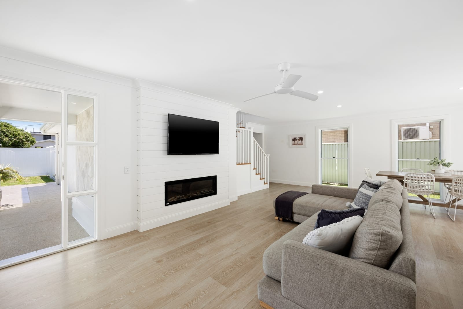 AUCTION 22/02/25 8:45AM - Presentation, Location, Lifestyle!