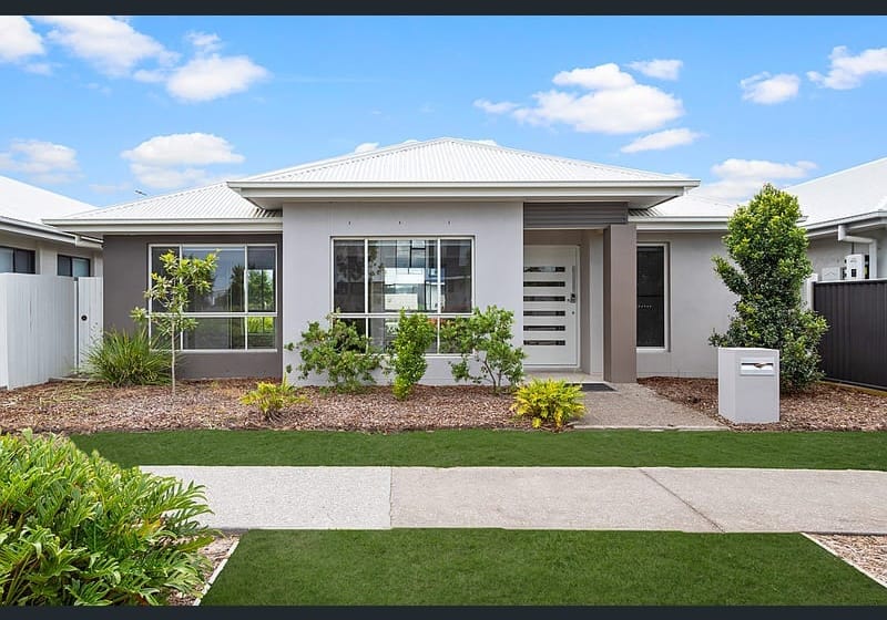 SOLD by Team Cassie Kennedy!