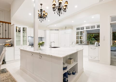 Timeless Grandeur and Provincial Elegance in Buderim