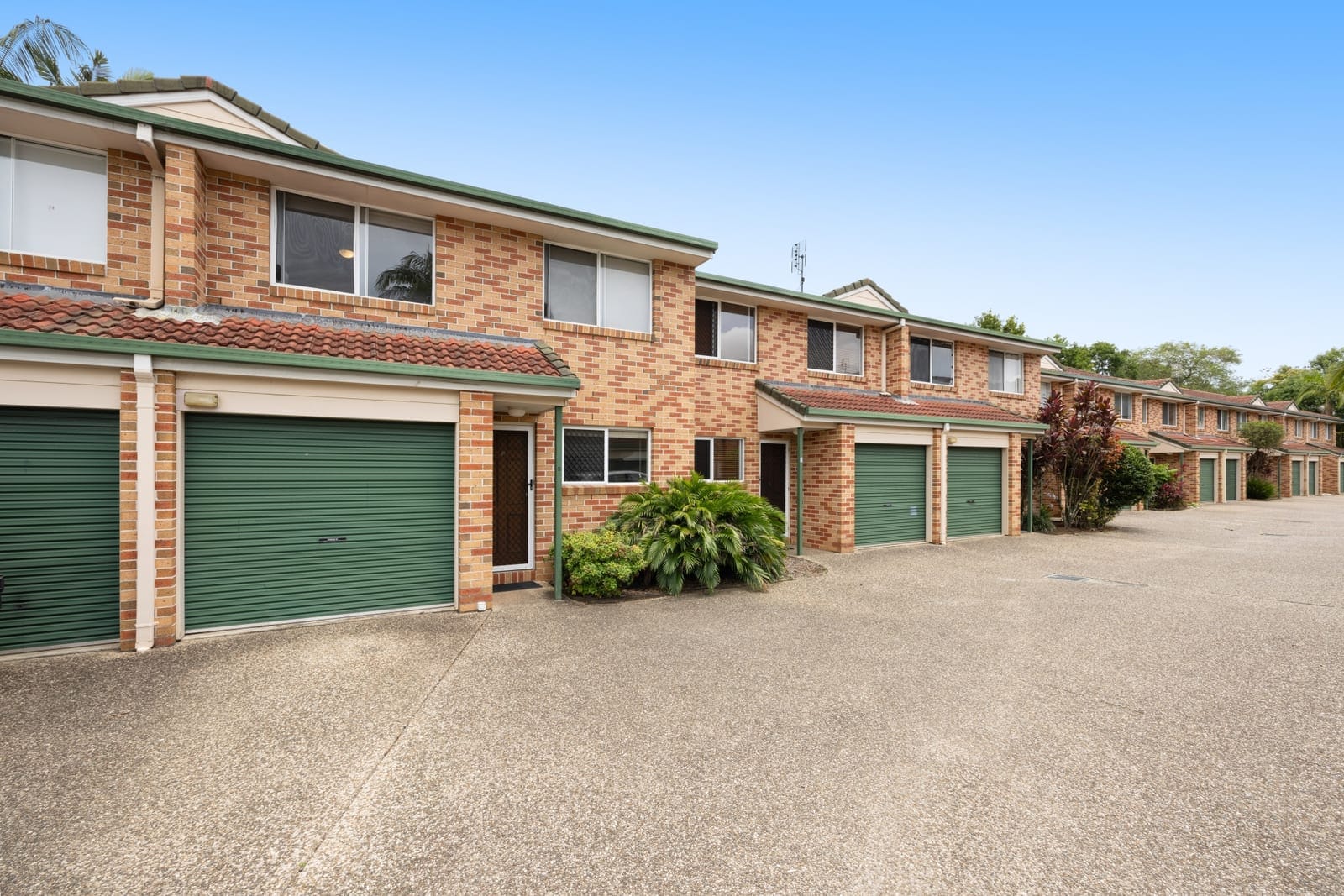 Smart Investment or Ideal First Home: A Property with Endless Potential!