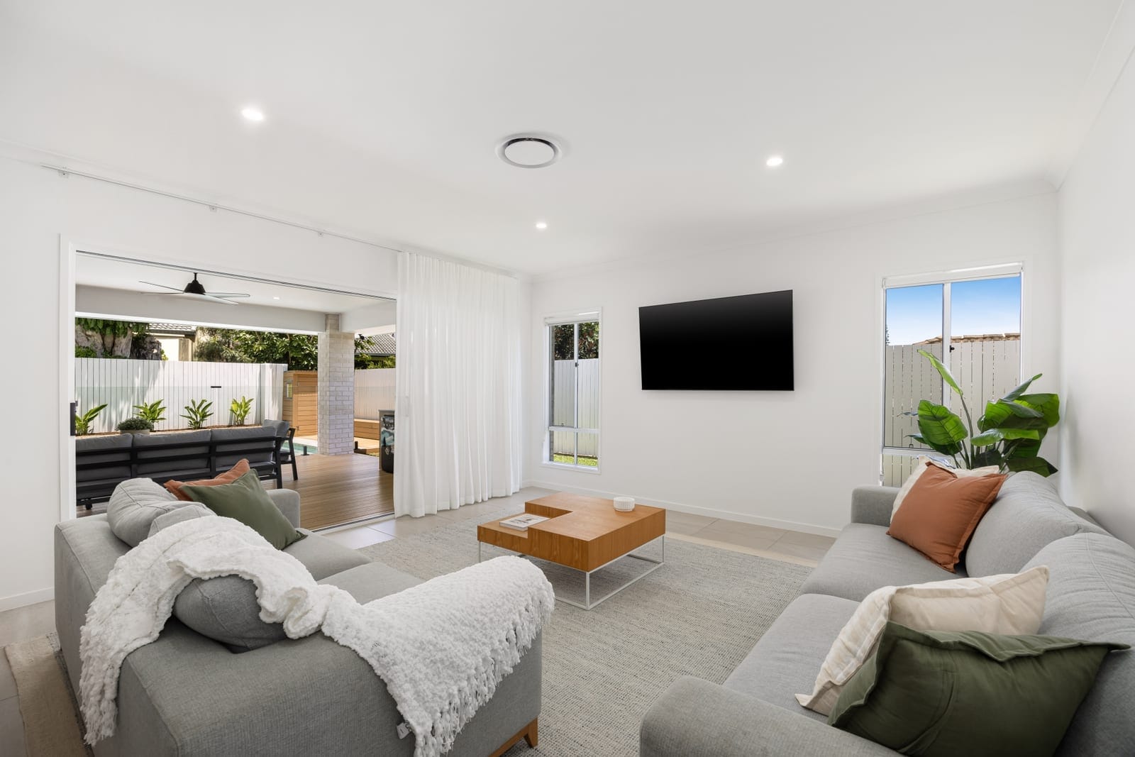 Hampton’s Elegance, Ultimate Family Haven