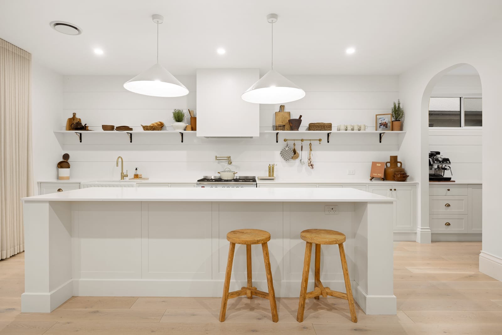 Presentation, Lifestyle, Location