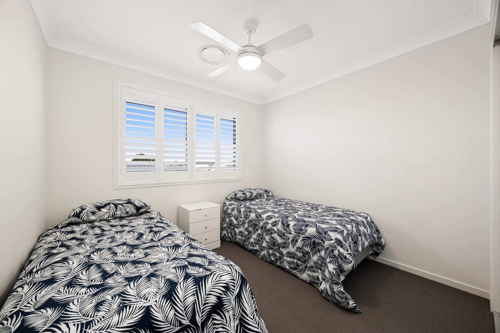 Grand Spacious Family Entertainer + Large Swimming Pool!