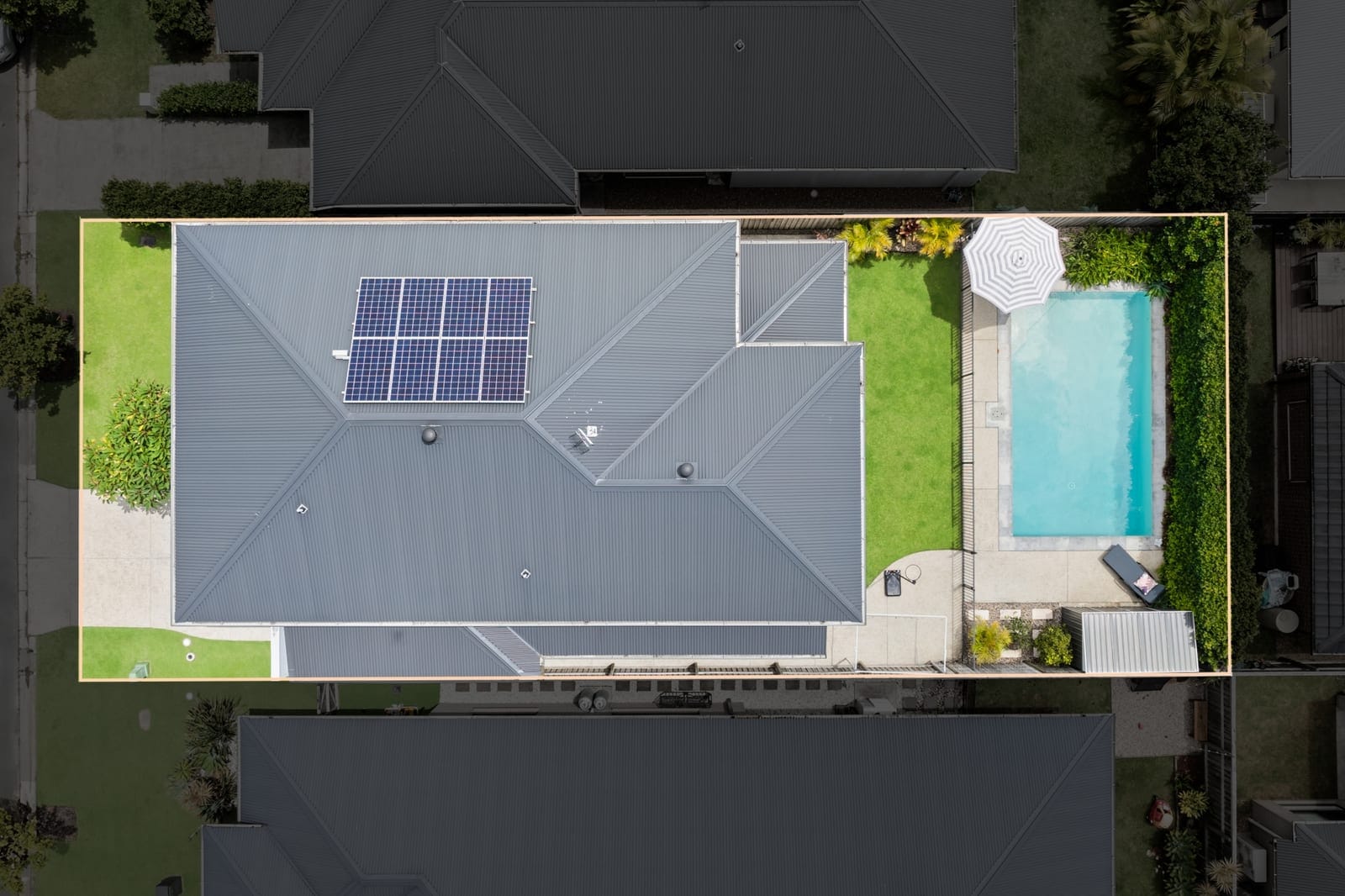 Grand Spacious Family Entertainer + Large Swimming Pool!