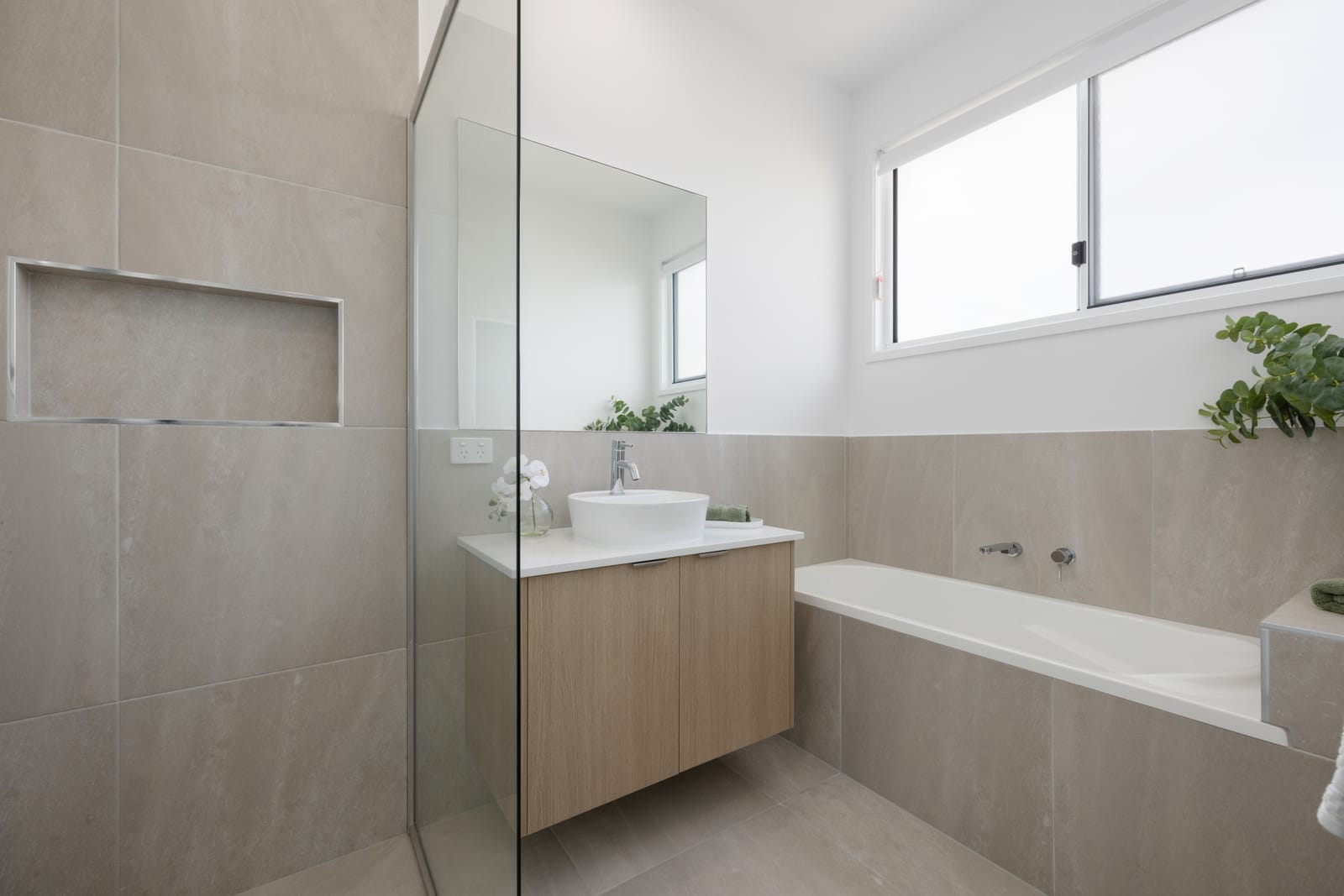 Hinterland Bliss Awaits! Contemporary Luxury Meets Natural Serenity in Detached Duplex