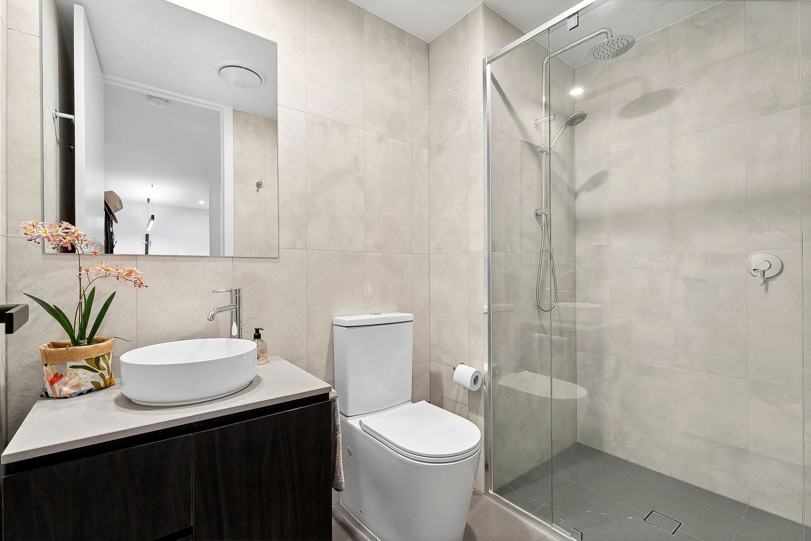Prestigious Residence With Luxury Amenities
