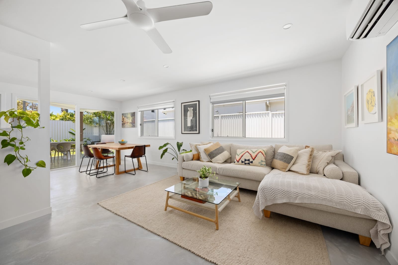 Contemporary retreat in desirable beachside locale!