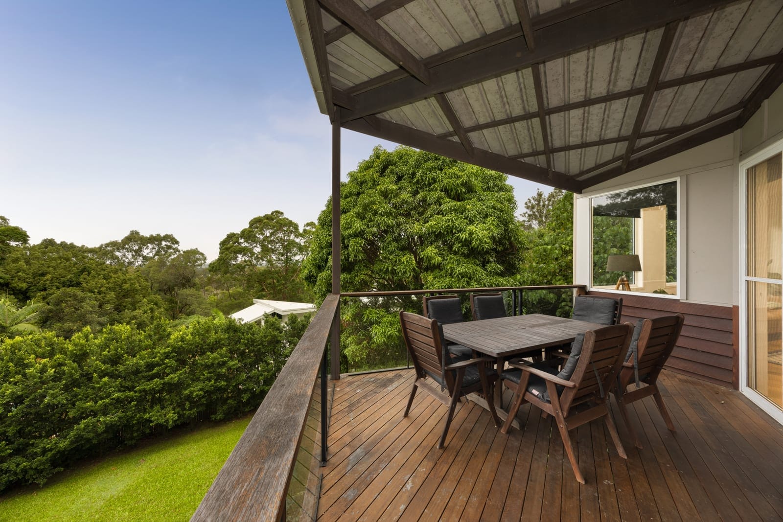 Sold by Ollie Lehmann & Angelina Sweeney