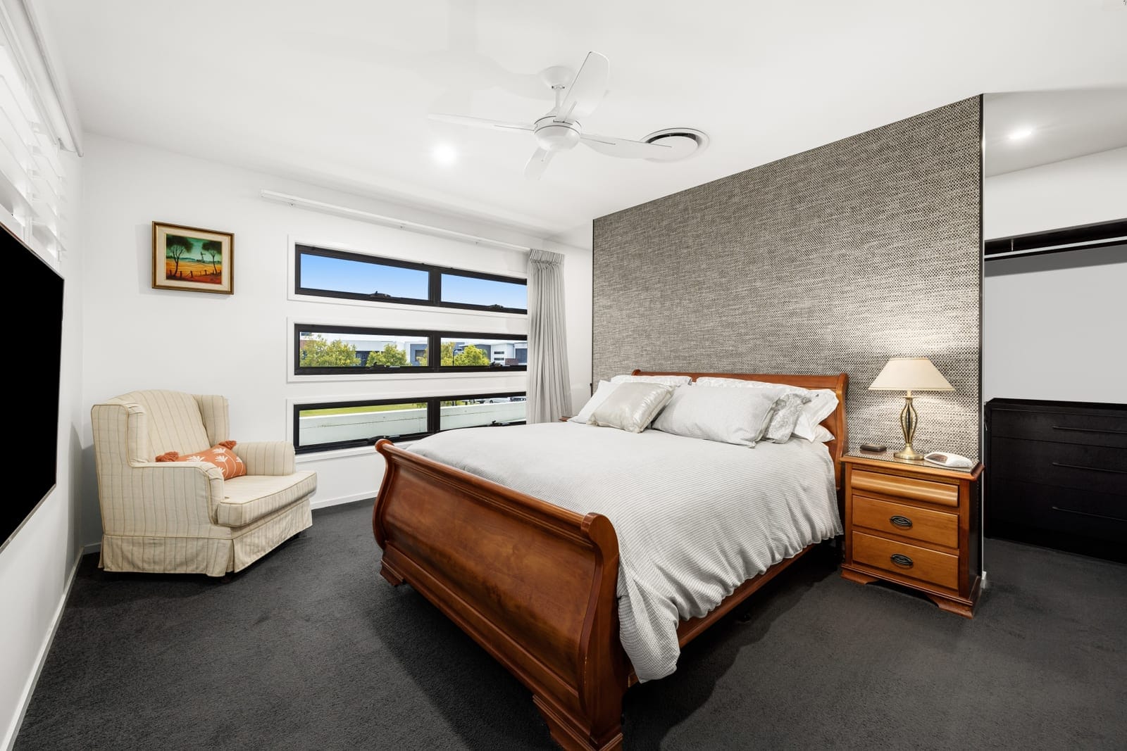 Sold by Angelina Sweeney & Ollie Lehmann