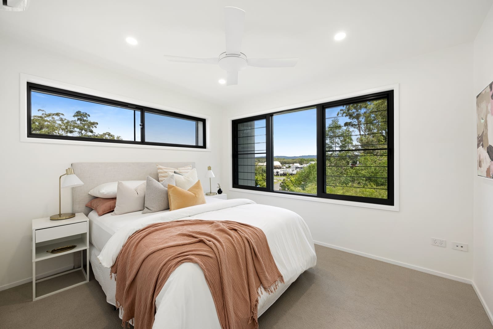 Contemporary & Chic Amongst Rainforest
