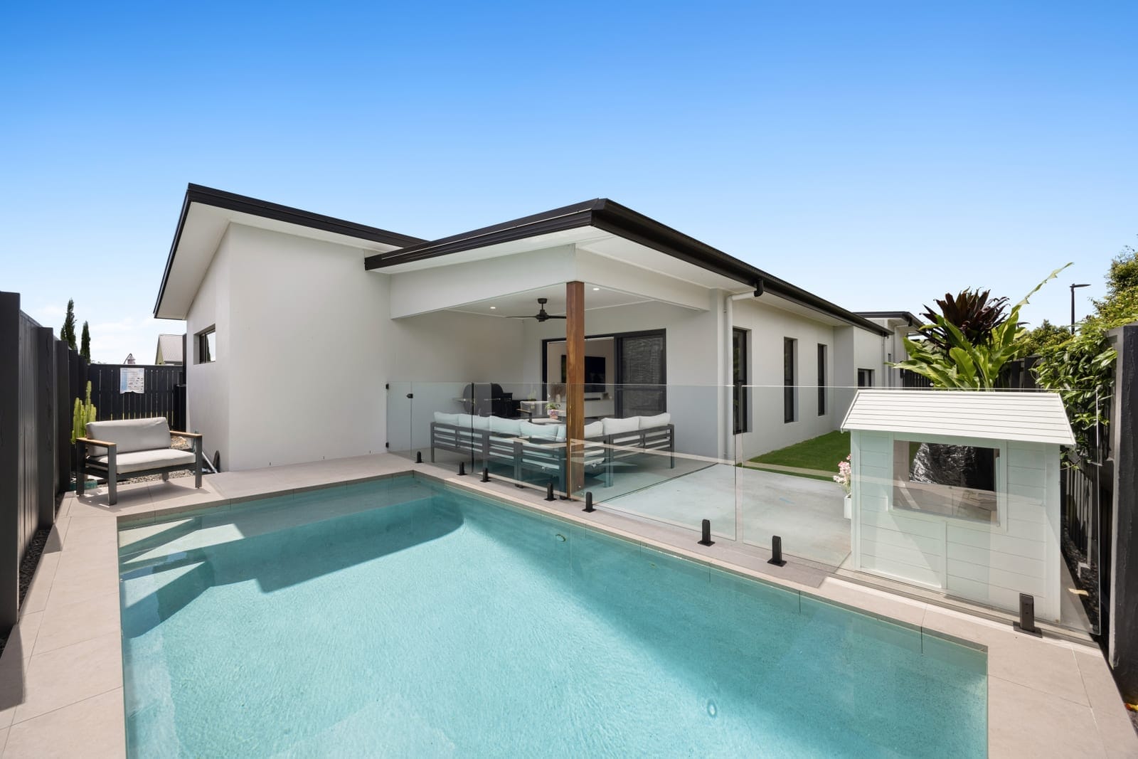 Ultra-Stylish: The COMPLETE Family Home