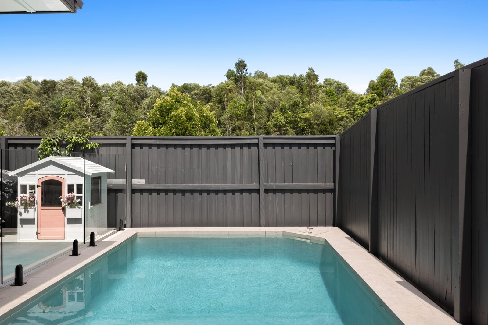 Ultra-Stylish: The COMPLETE Family Home
