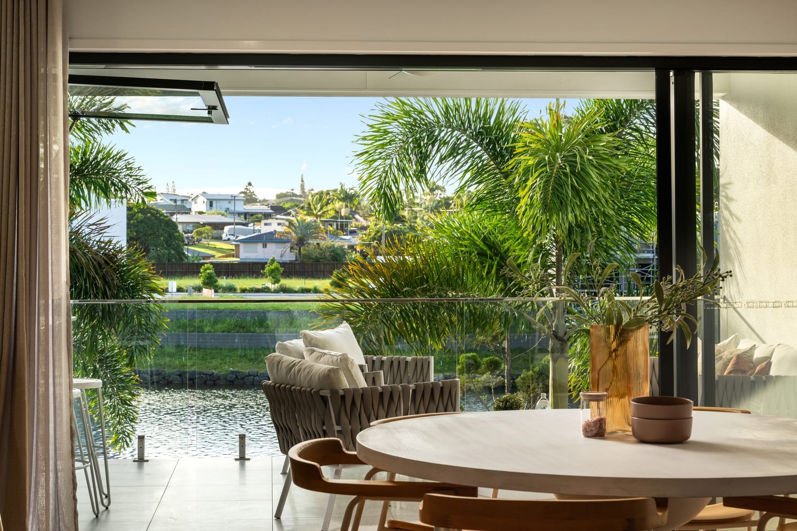 Stunning Waterfront Sanctuary in Sunshine Cove