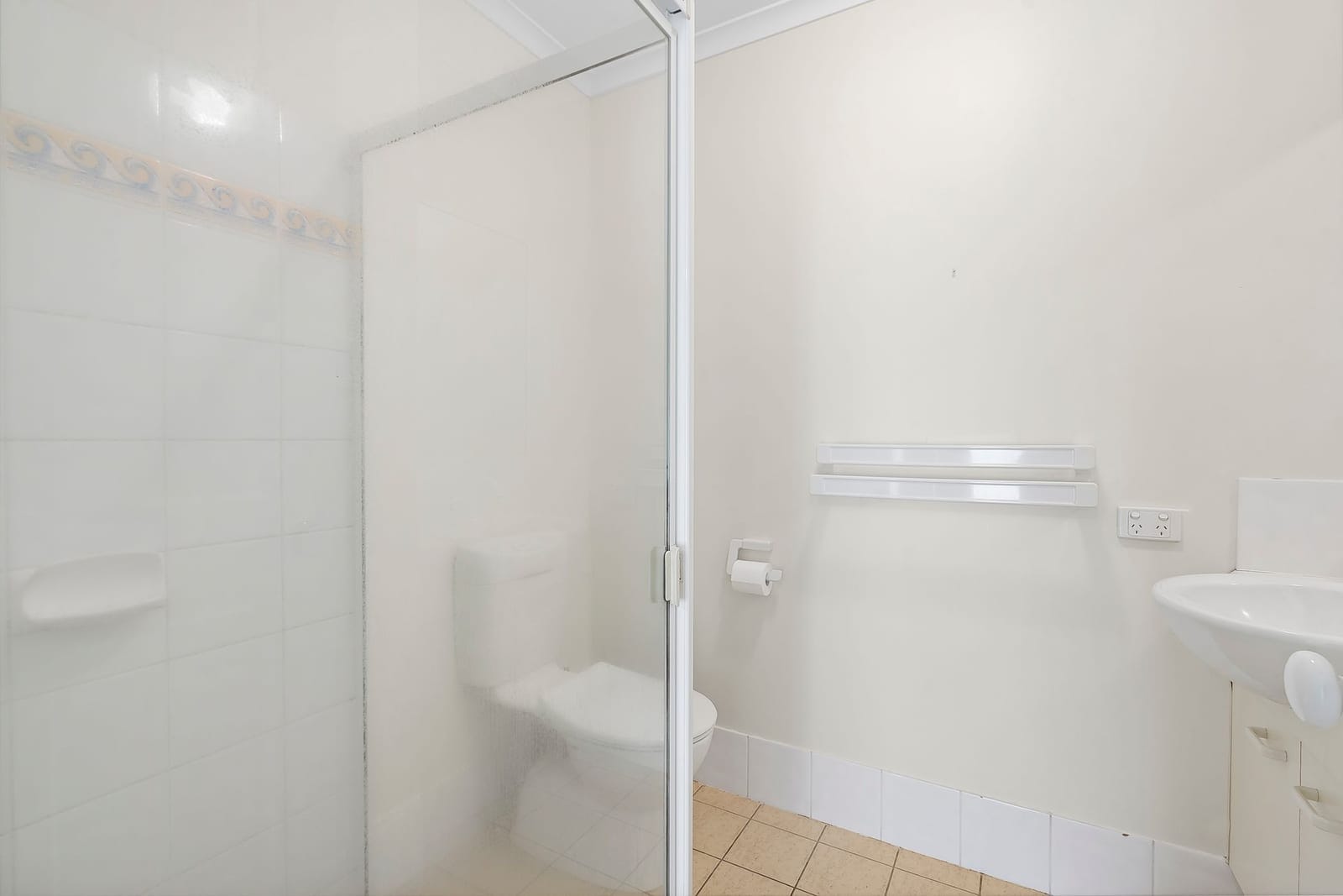 SOLD by Ollie Lehmann & Angelina Sweeney