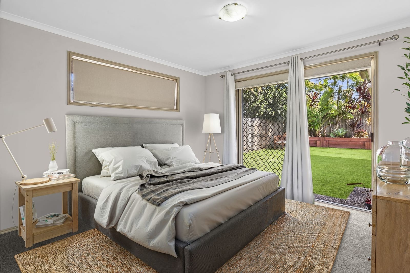 Sunshine Coast Family Living at Its Best – Walk to Everything!