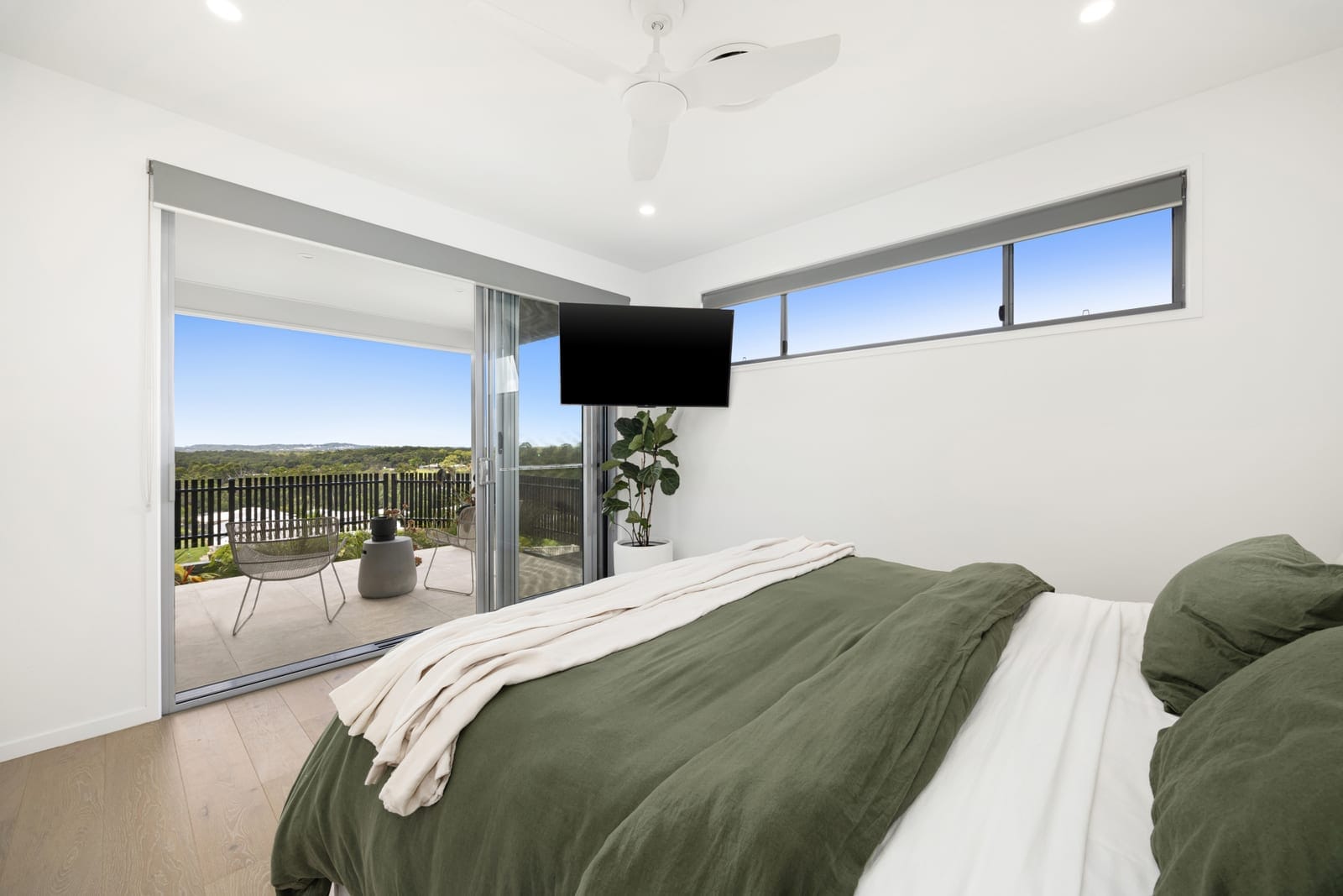 SOLD by Ollie Lehmann