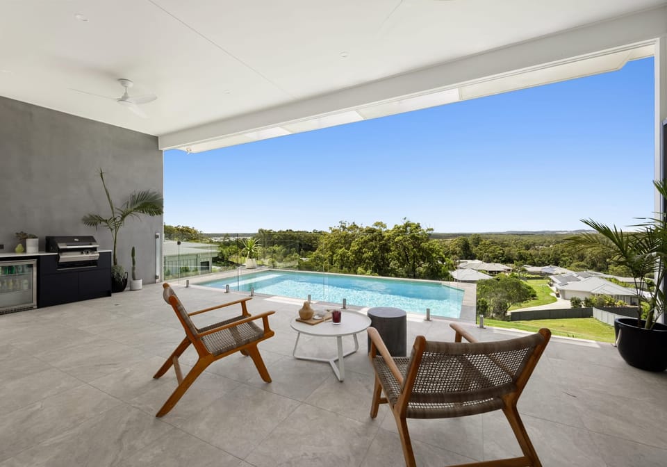 SOLD by Ollie Lehmann