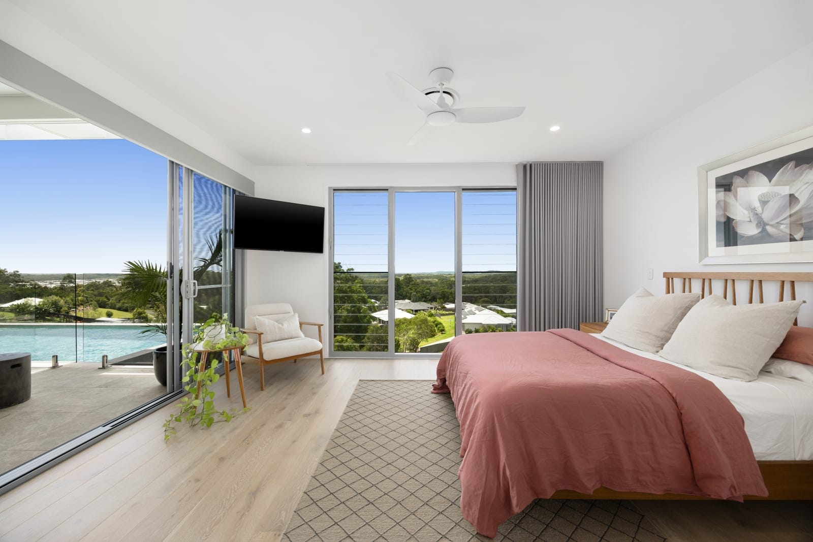 SOLD by Ollie Lehmann