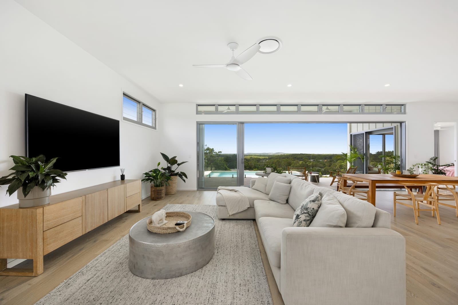 SOLD by Ollie Lehmann