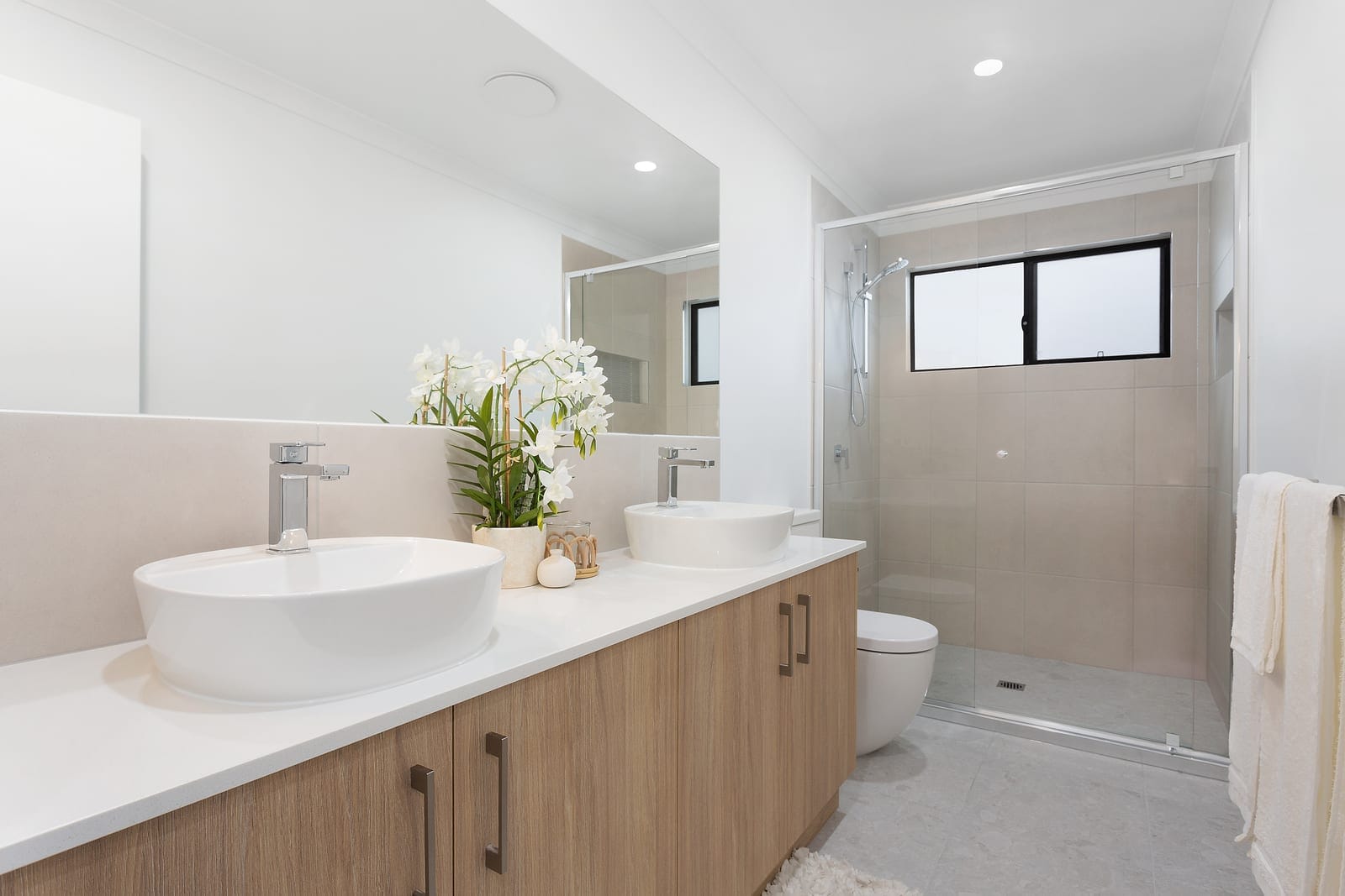 SOLD by Team Cassie Kennedy!