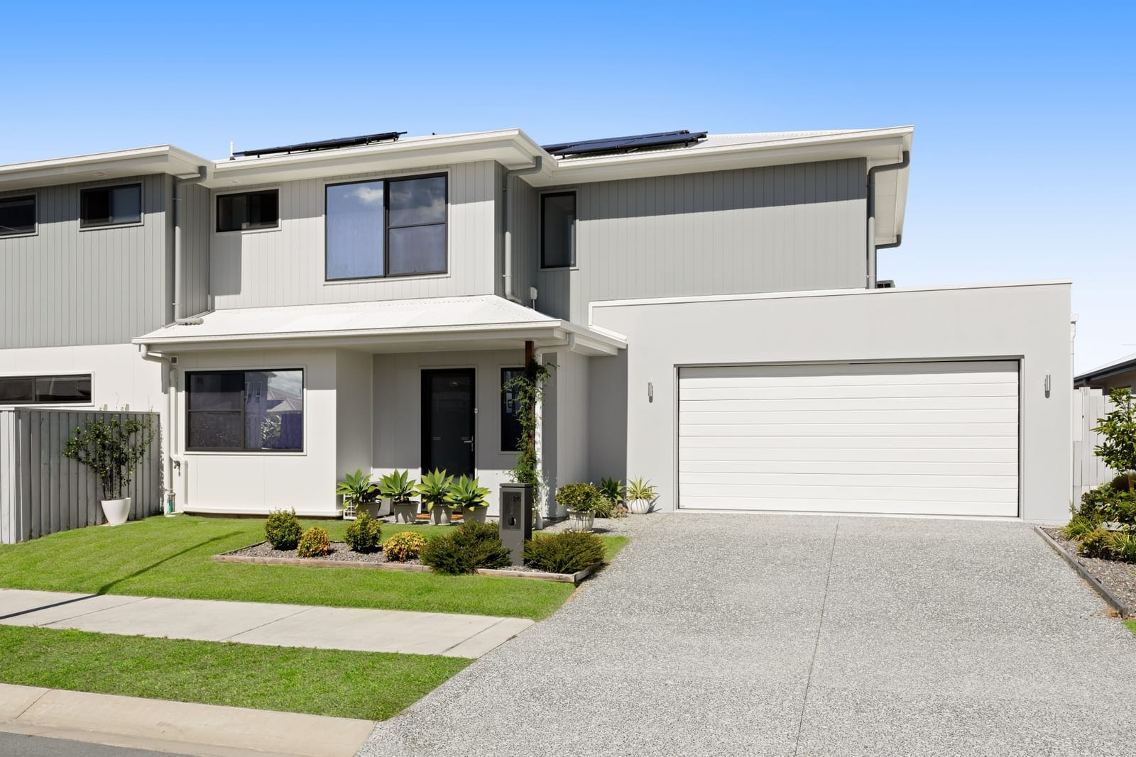 SOLD by Team Cassie Kennedy!