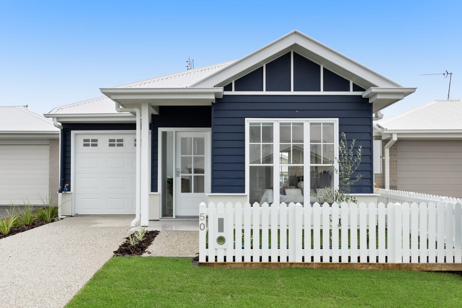 SOLD by Team Cassie Kennedy!