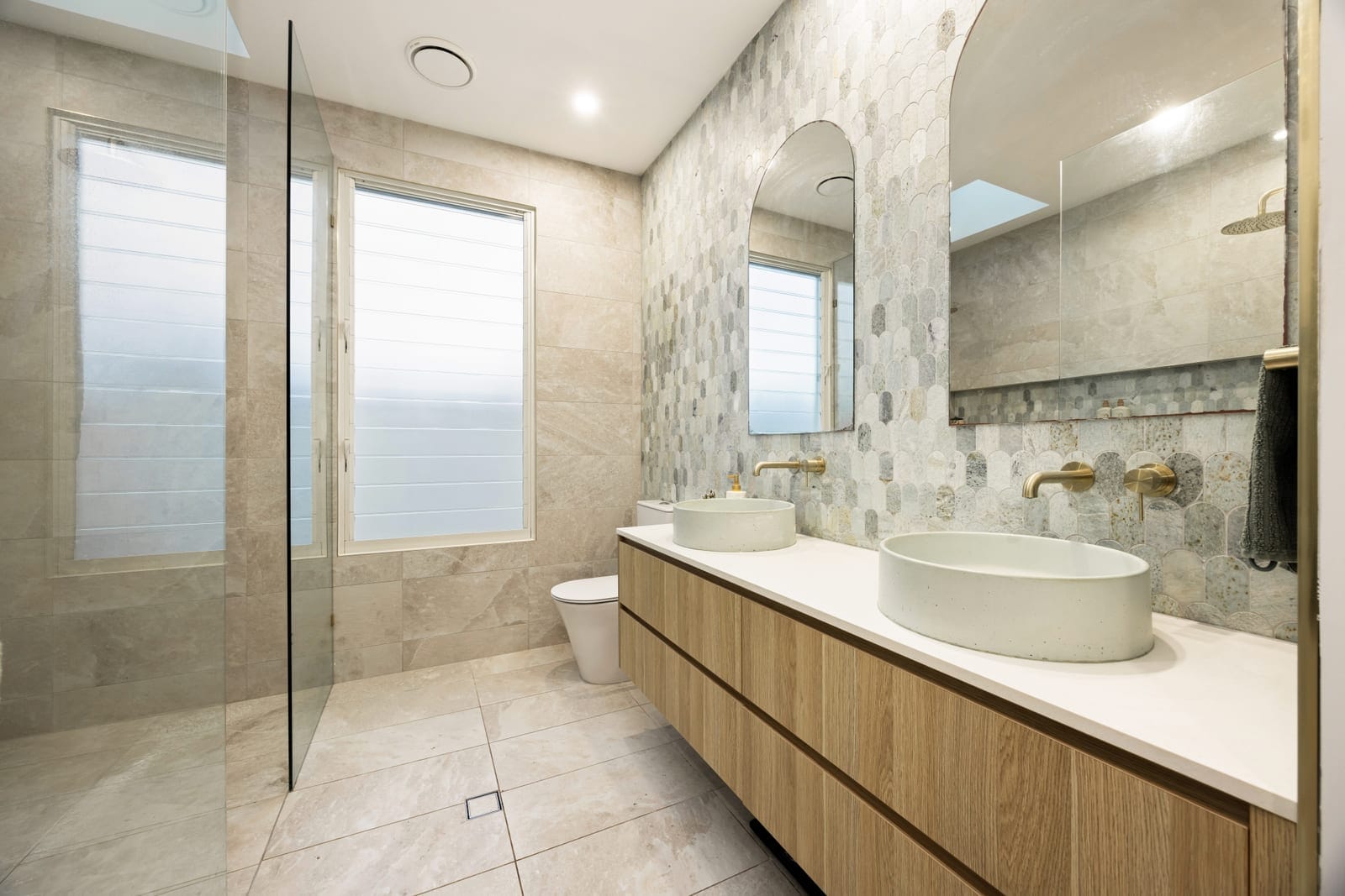 North Facing Luxury Living, Dual Access