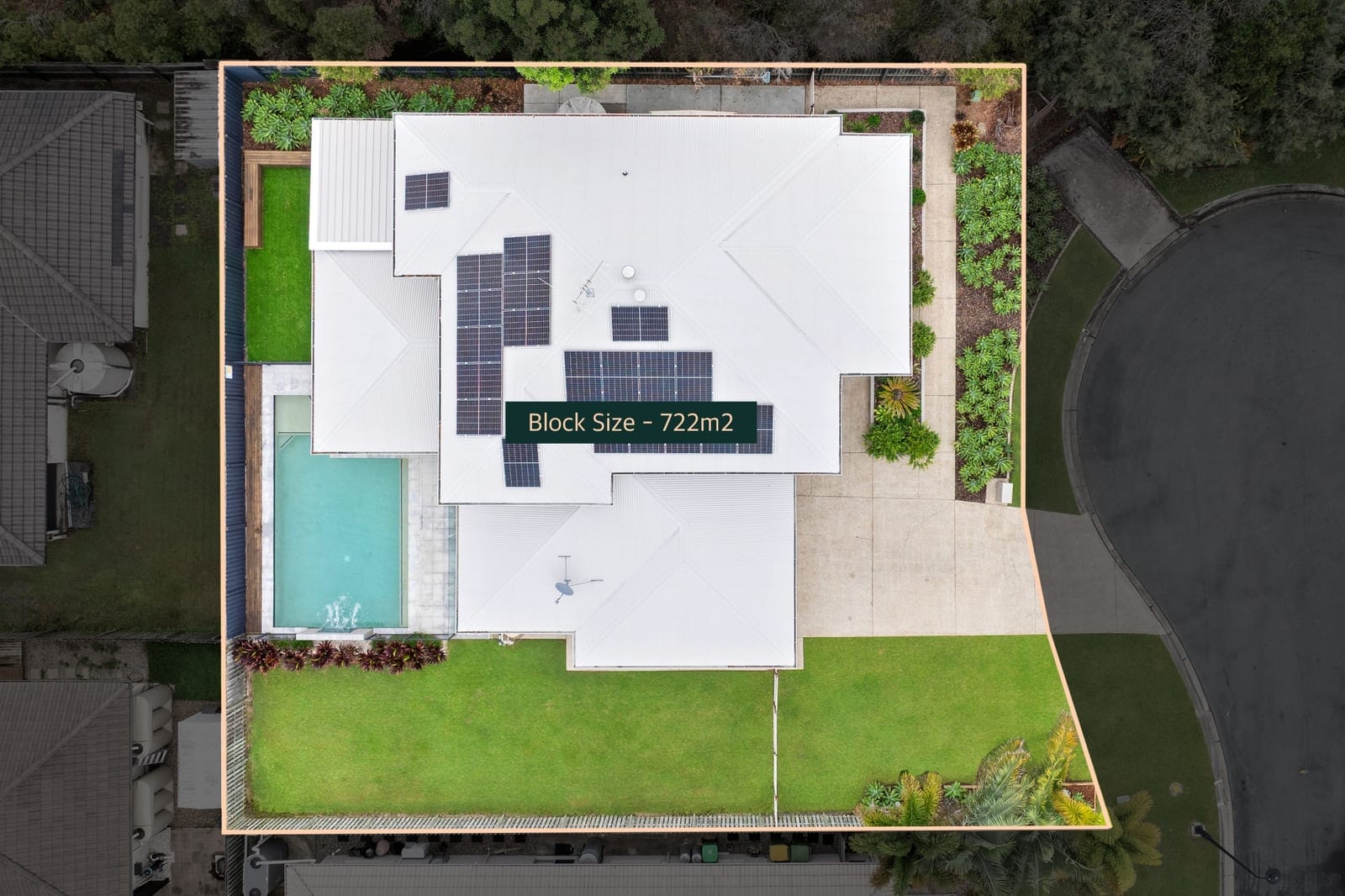 Spacious Family Dream Home in Serene Cul-de-sac Setting