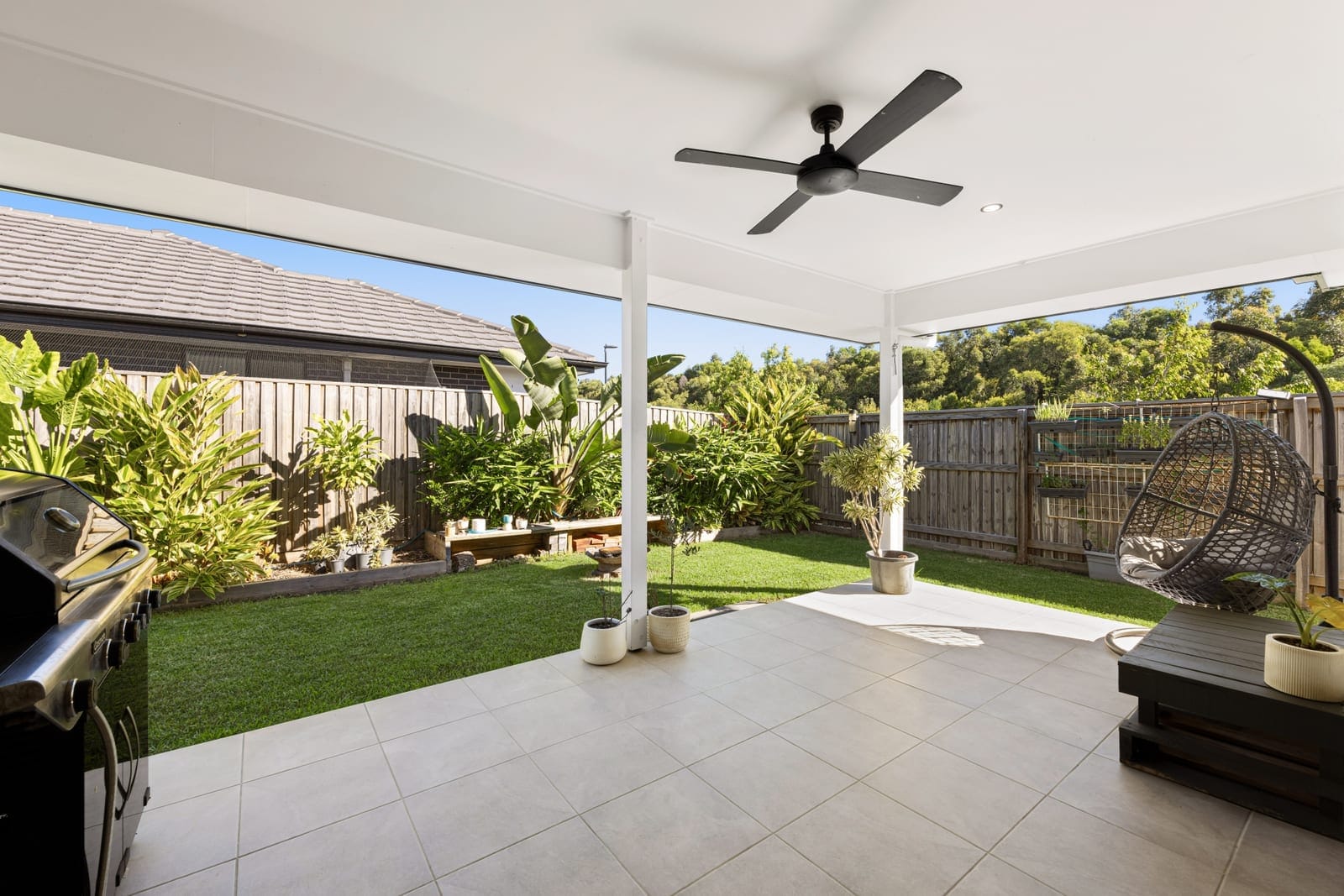 SOLD BY SOF & CHRIS | TOWN