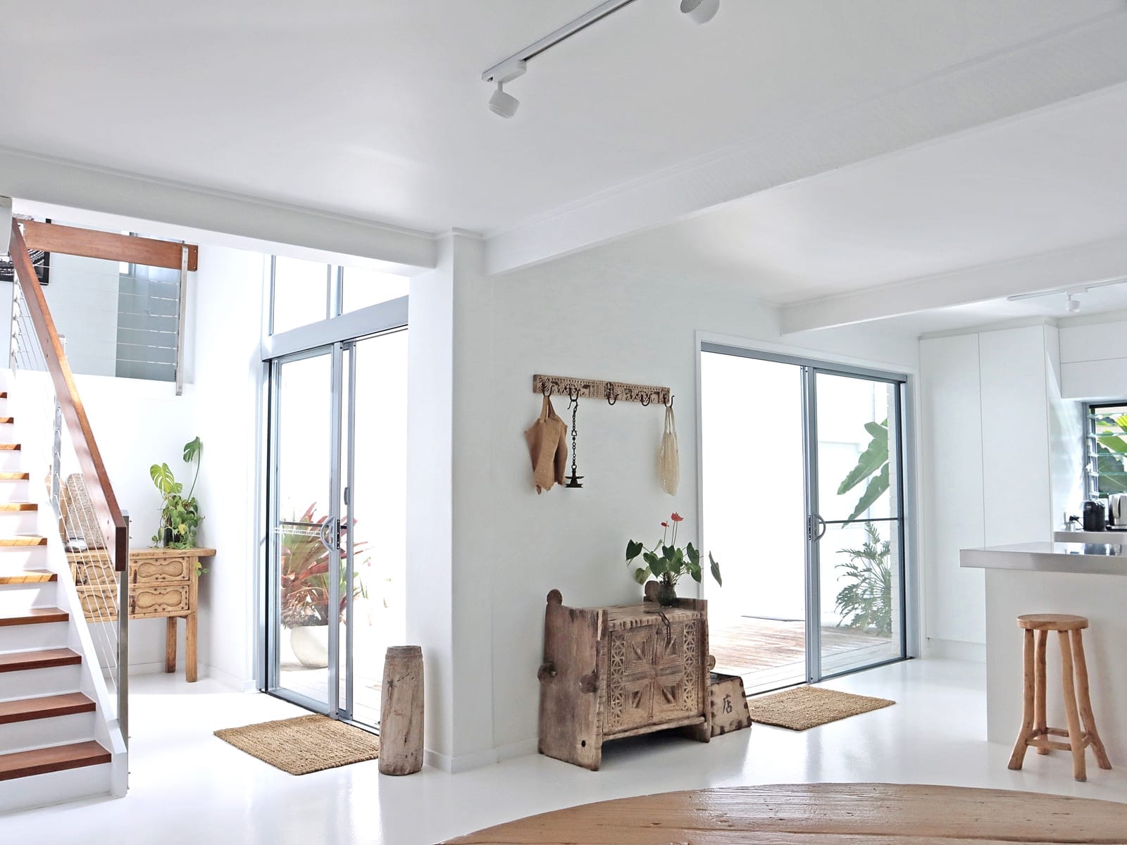 Ultimate Flexibility: Coastal Luxe Lifestyle + Income + 2 Dwellings