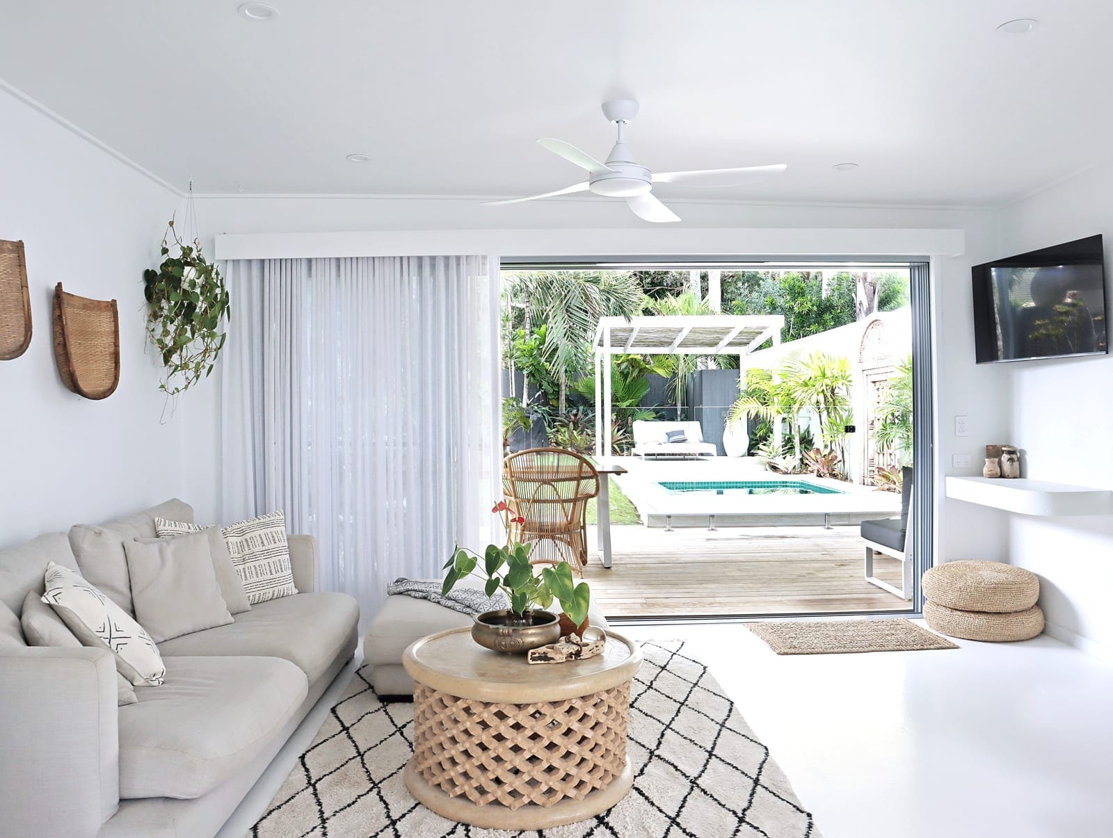 Ultimate Flexibility: Coastal Luxe Lifestyle + Income + 2 Dwellings