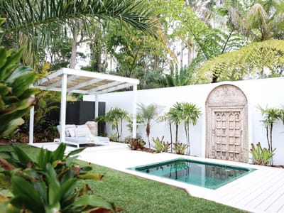 Ultimate Flexibility: Coastal Luxe Lifestyle + Income + 2 Dwellings