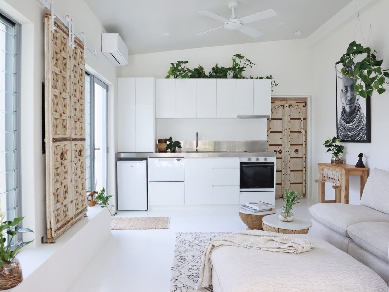 Ultimate Flexibility: Coastal Luxe Lifestyle + Income + 2 Dwellings