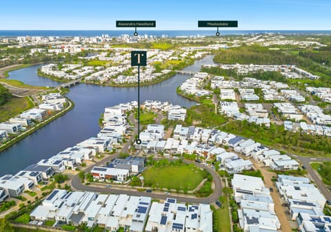 Sunshine Cove: Light-Filled Living, Prime Corner Block