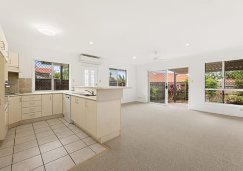 SOLD by Ollie Lehmann