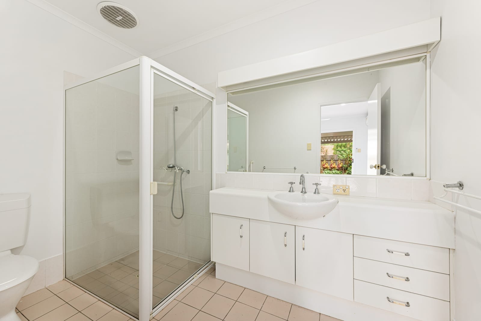 SOLD by Ollie Lehmann