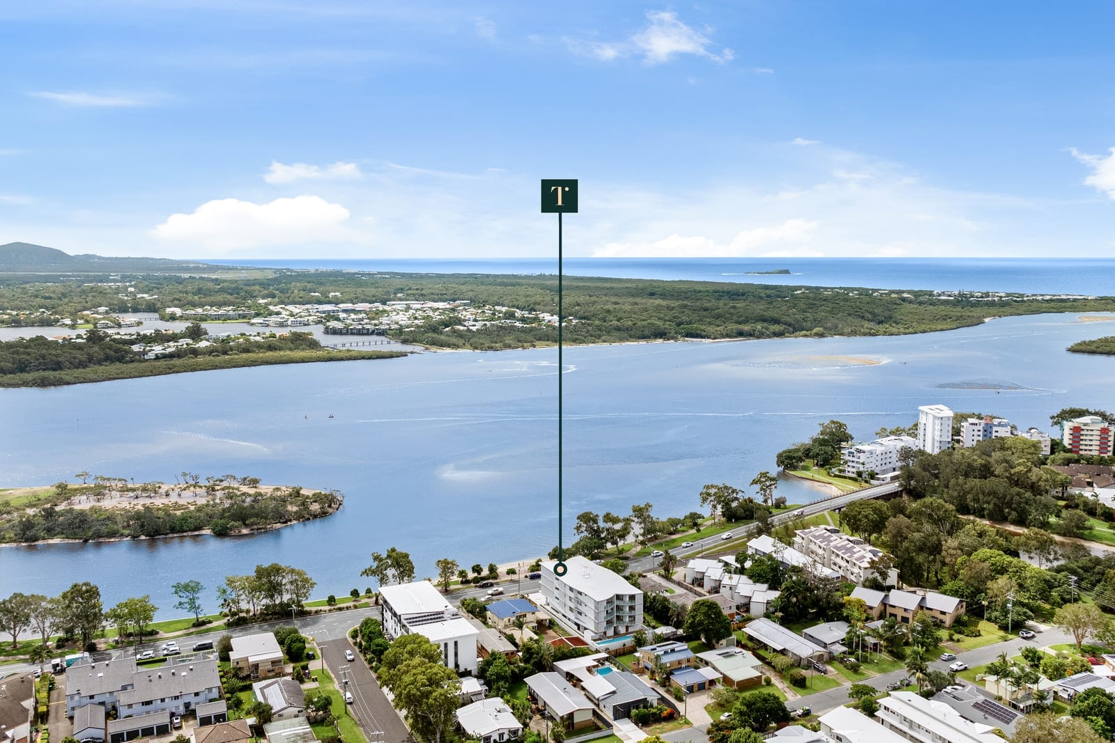 Brand New Luxury Build: Top Floor, EastStunning Views