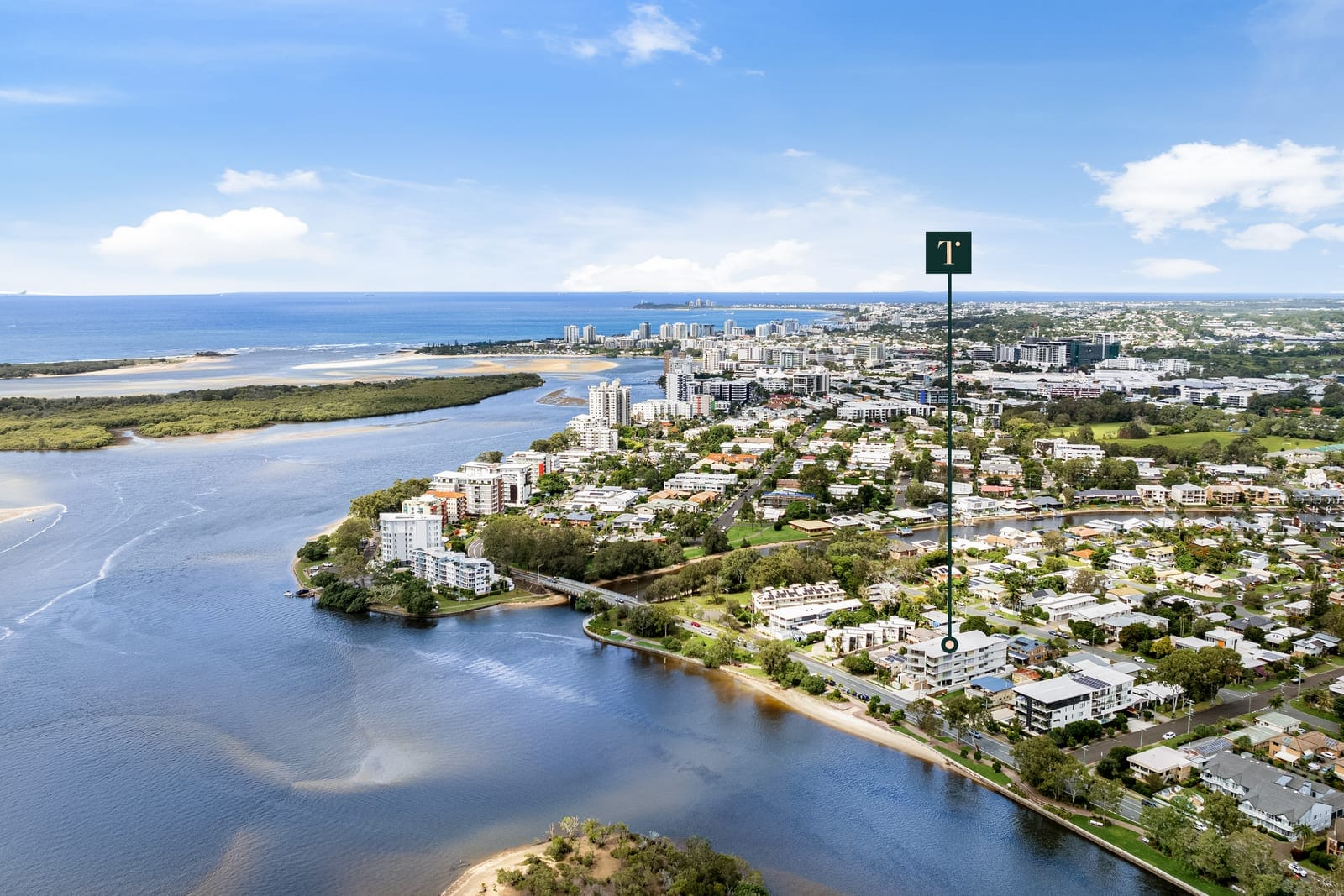 Brand New Luxury Build: Top Floor, EastStunning Views