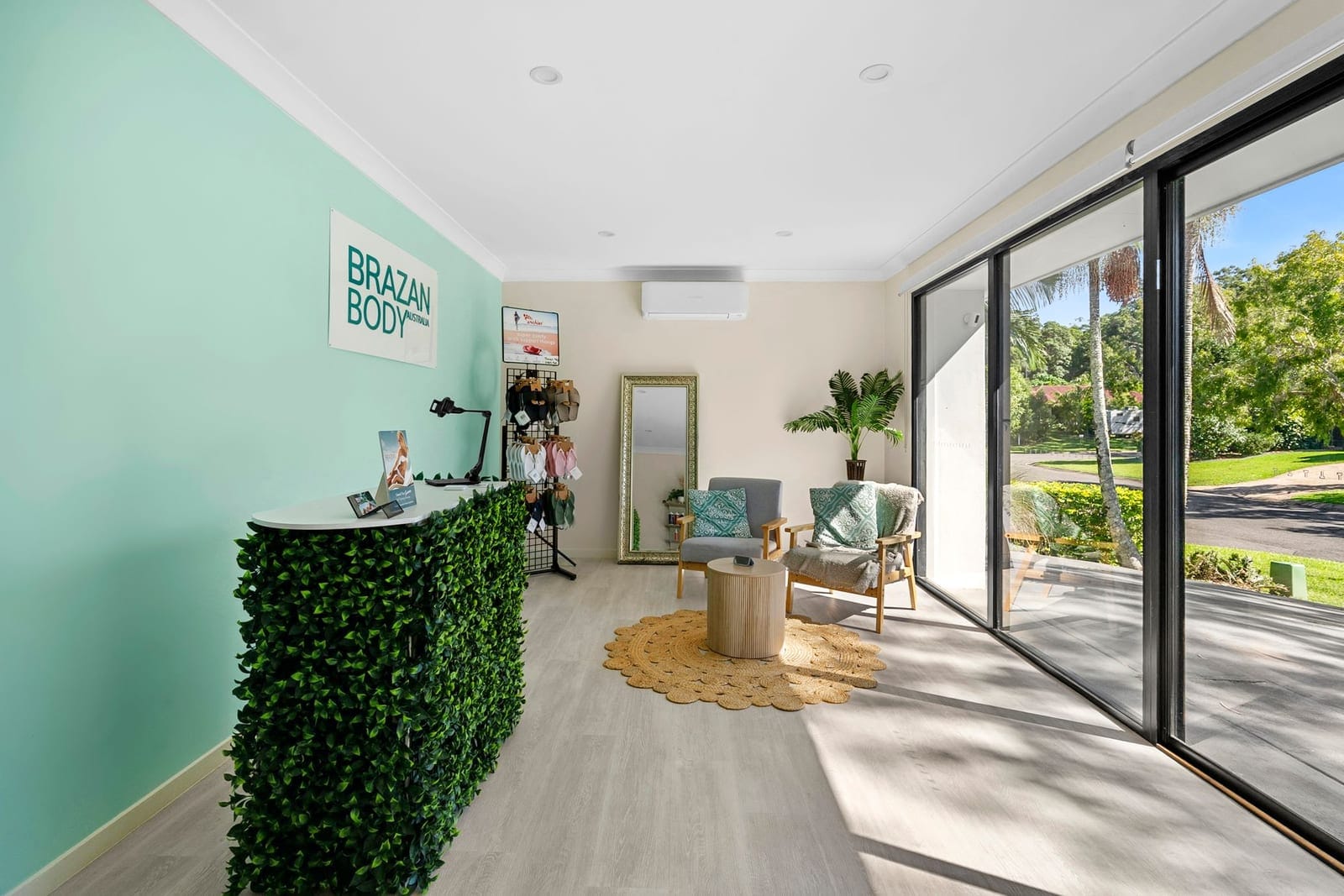 Sold by Ollie Lehmann