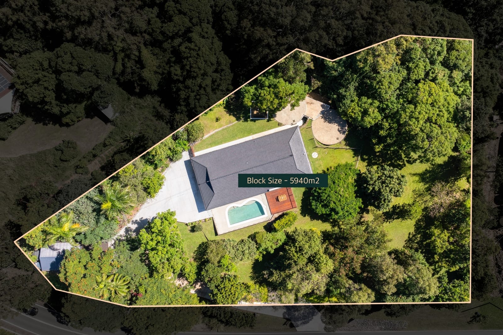 Luxury Acreage With Pool & Dual Living