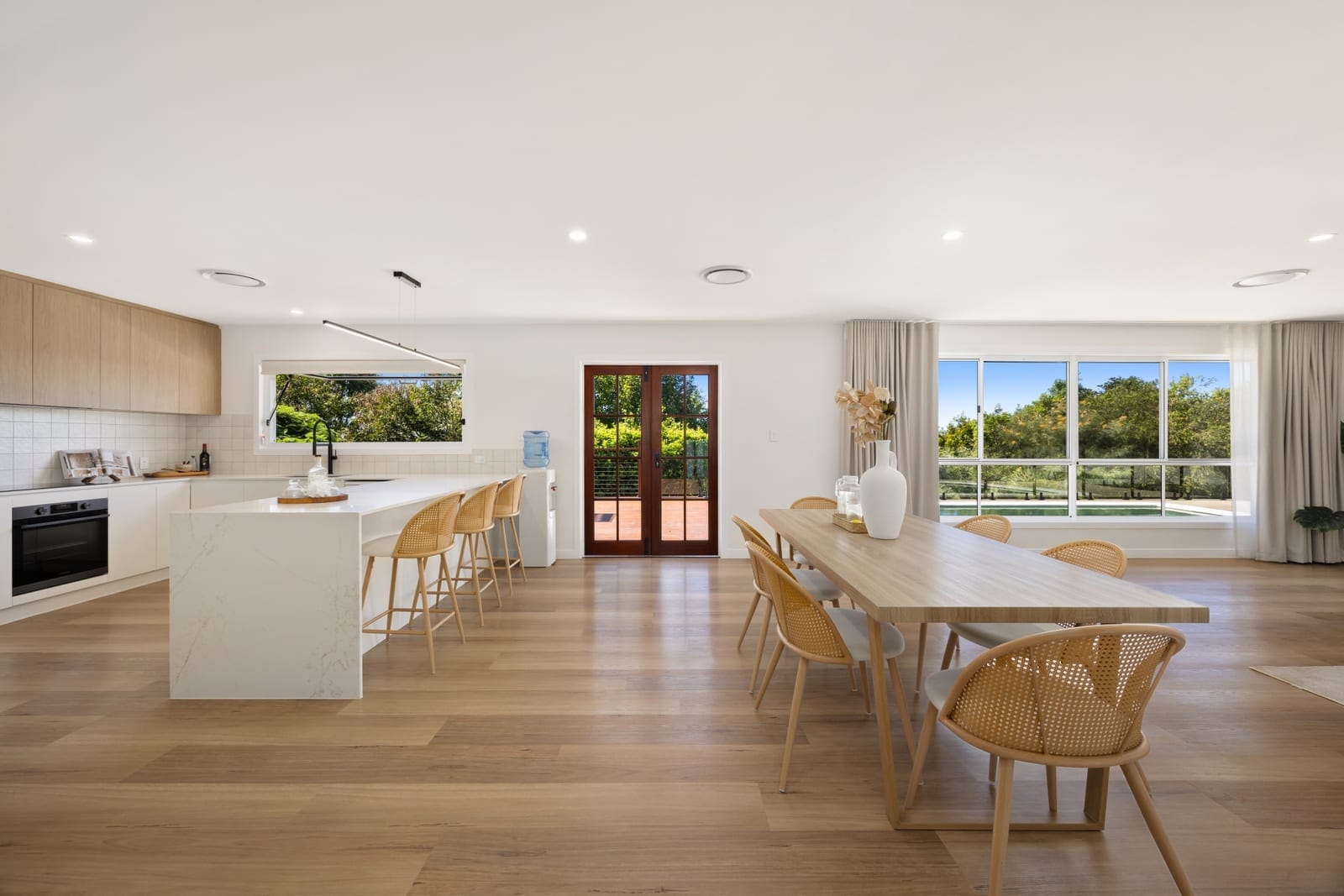 Luxury Acreage With Pool & Dual Living