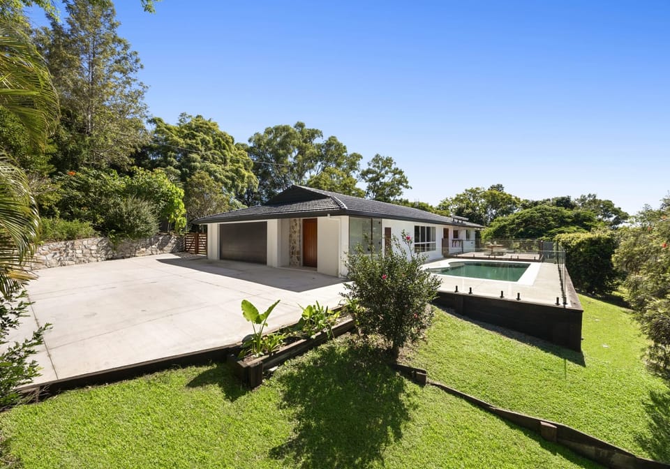 Luxury Acreage With Pool & Dual Living